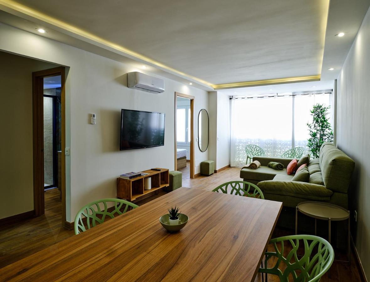 Leo Home- Bright & Centric 3 Bedrooms With Private Parking Included Appartement